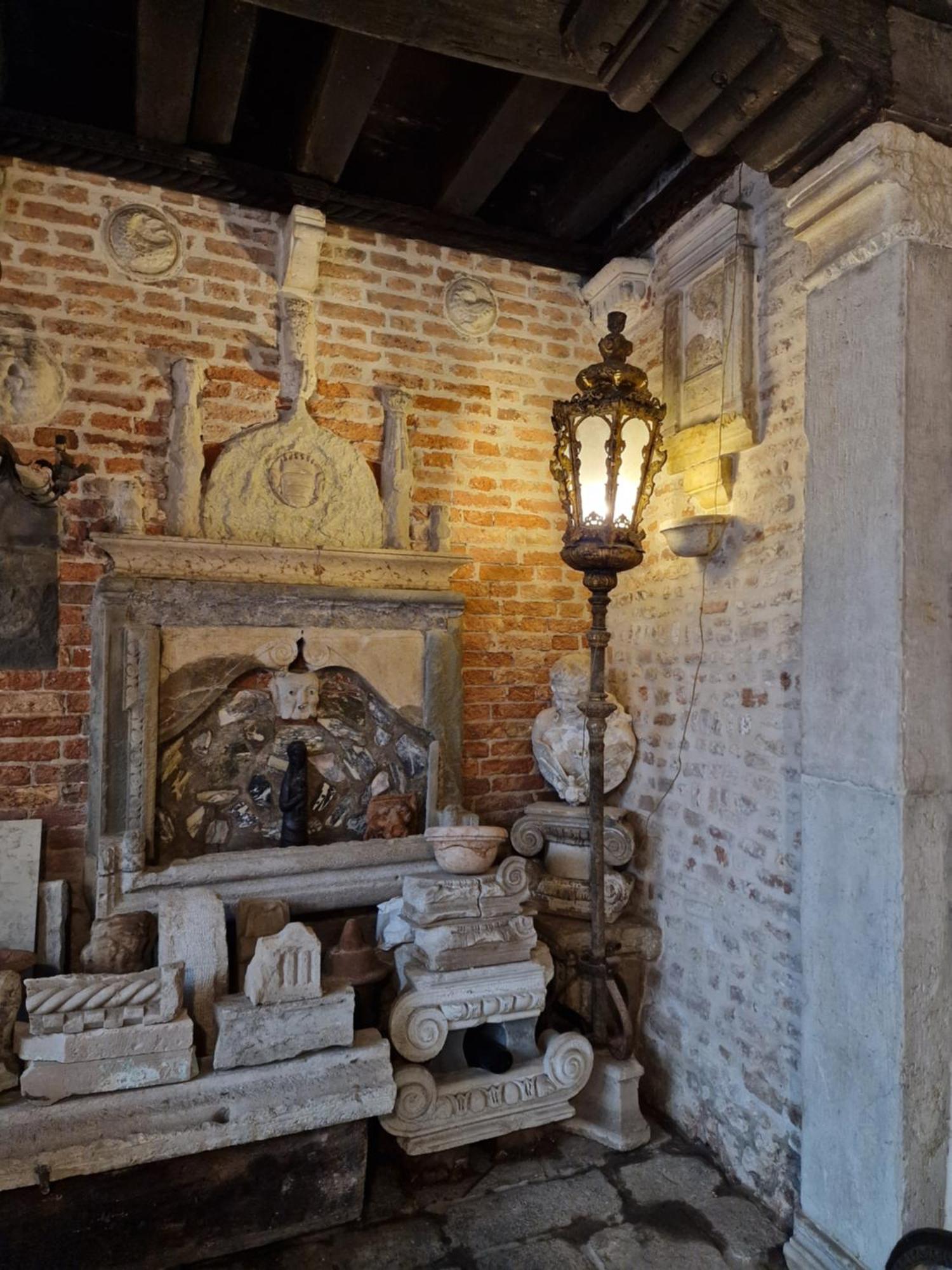 Ca Barbaro With Altana-Appartamenti Storici- Venetië Buitenkant foto