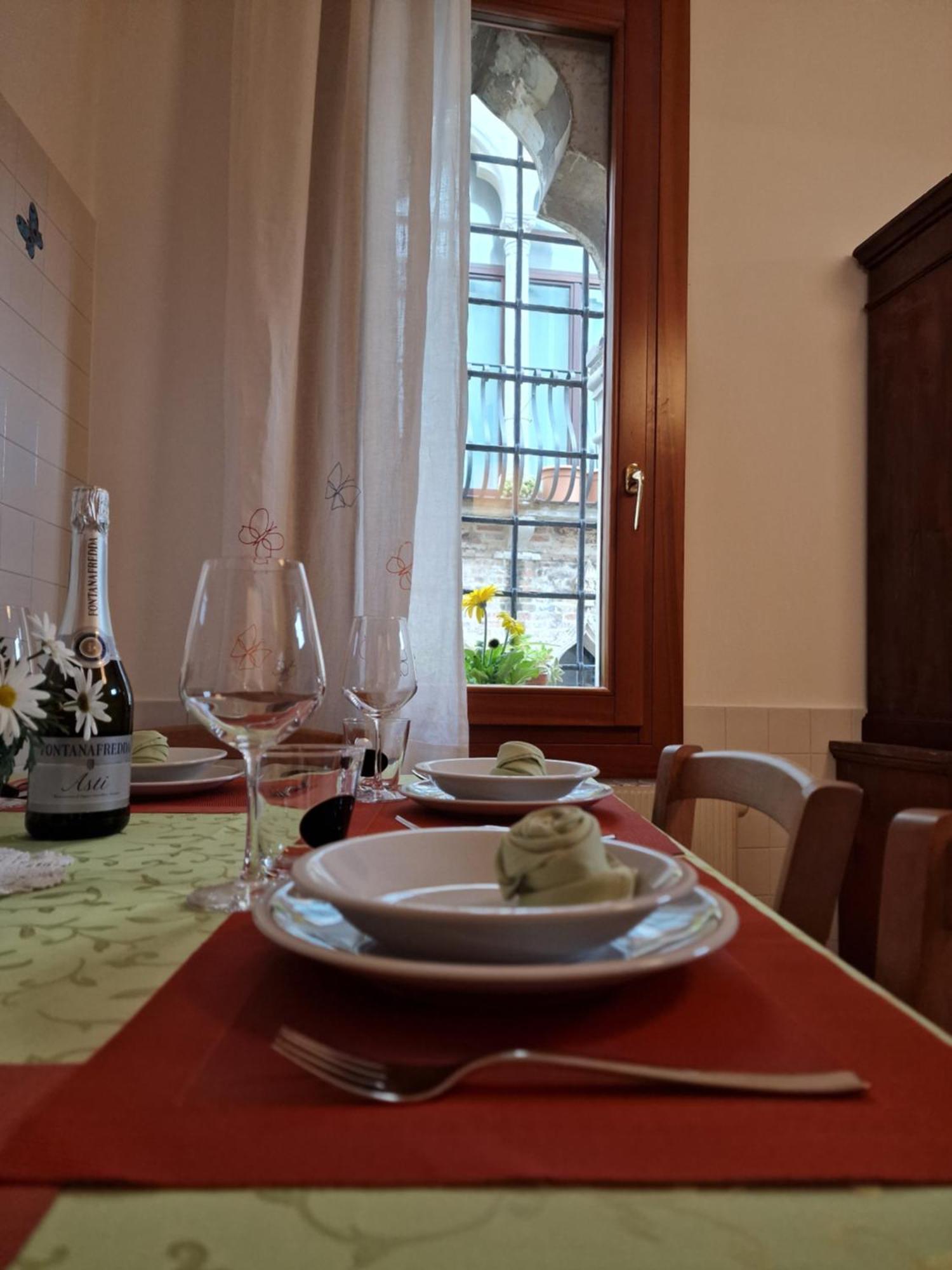 Ca Barbaro With Altana-Appartamenti Storici- Venetië Buitenkant foto