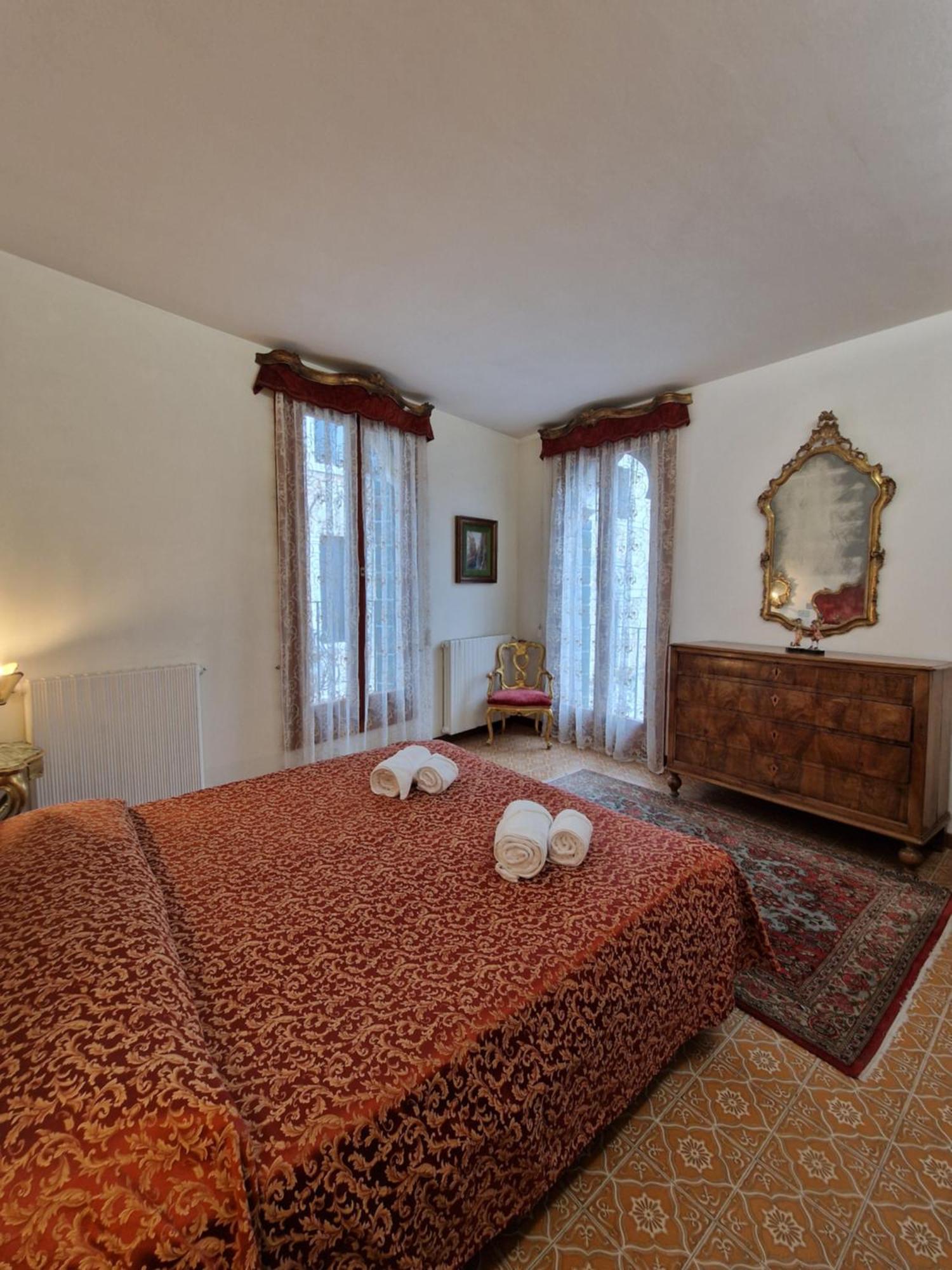 Ca Barbaro With Altana-Appartamenti Storici- Venetië Buitenkant foto