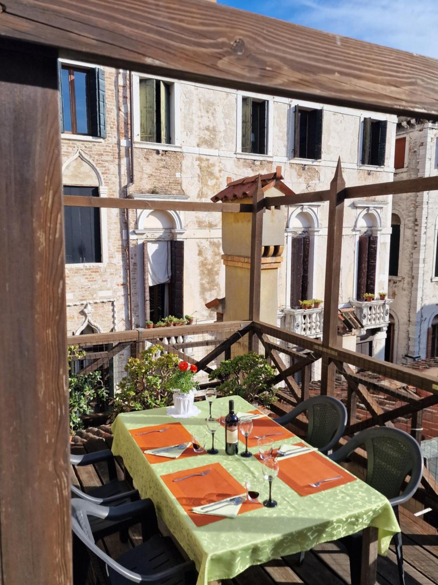 Ca Barbaro With Altana-Appartamenti Storici- Venetië Buitenkant foto