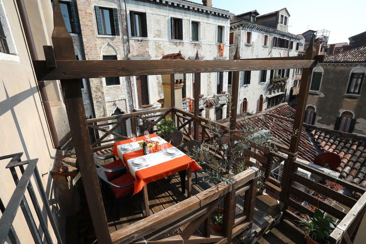 Ca Barbaro With Altana-Appartamenti Storici- Venetië Buitenkant foto